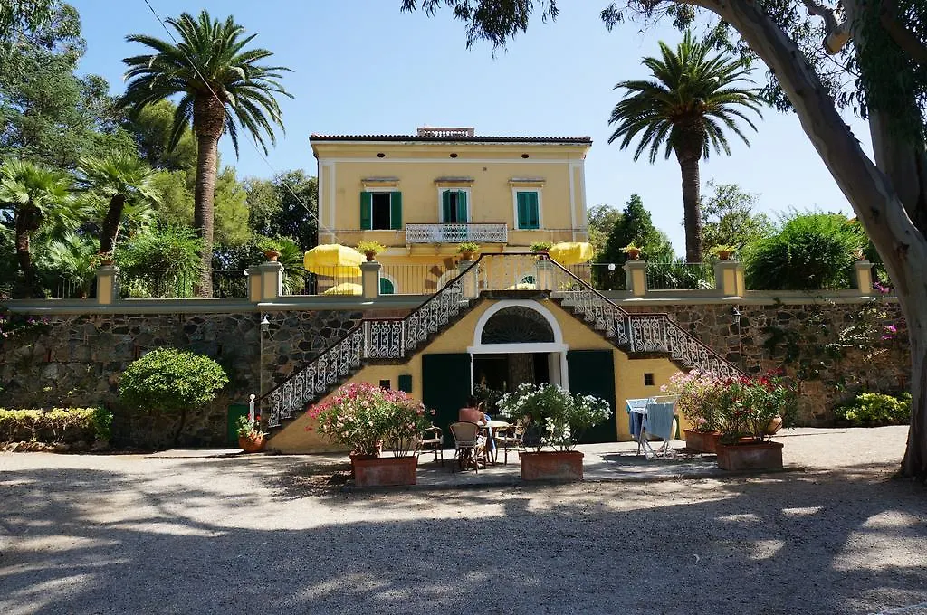 Villa Teresa Porto Azzurro 0*,