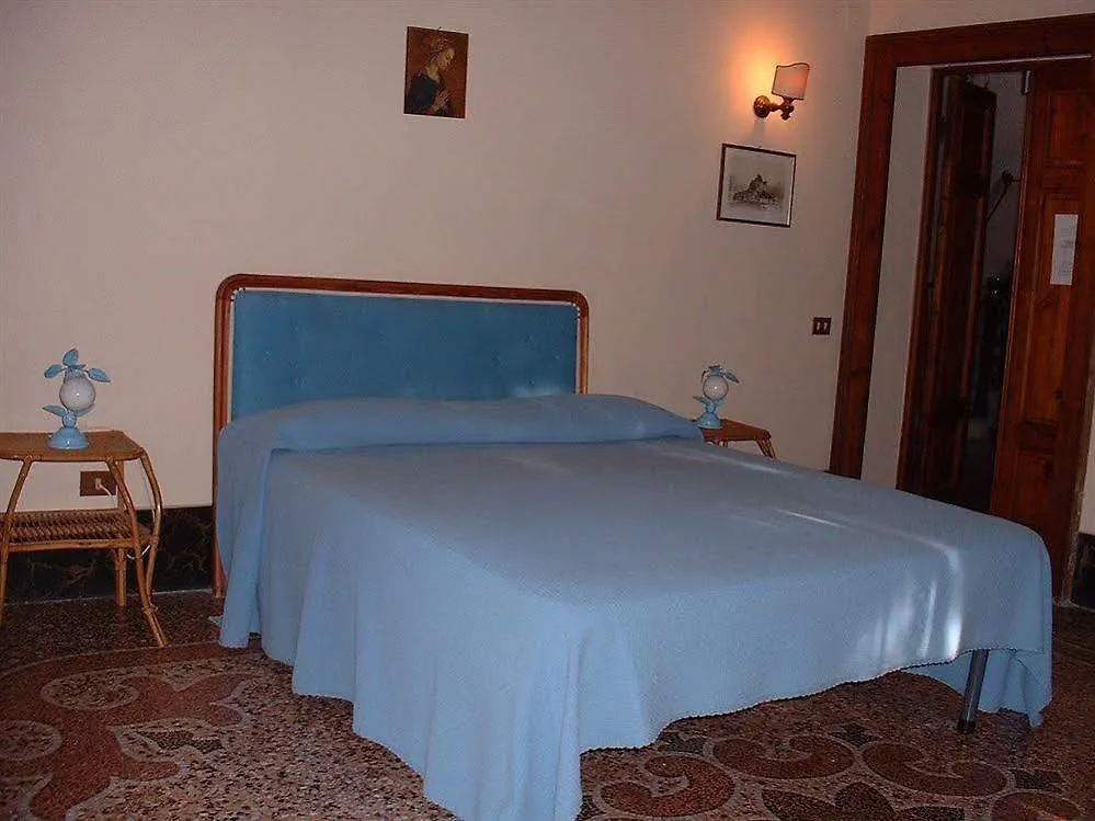 Villa Teresa Porto Azzurro 0*,  Italy